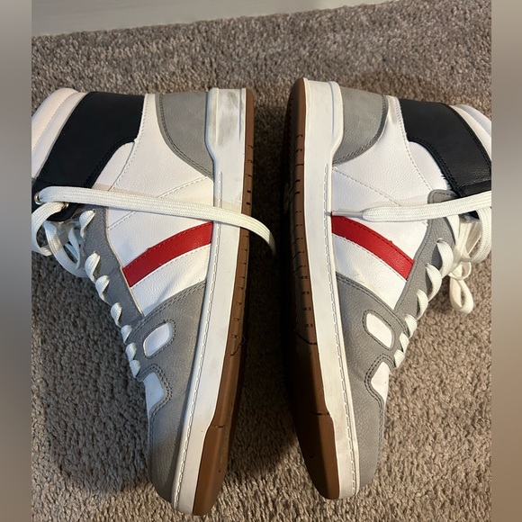 Sneakers| Levi’s - Picture 4 of 6